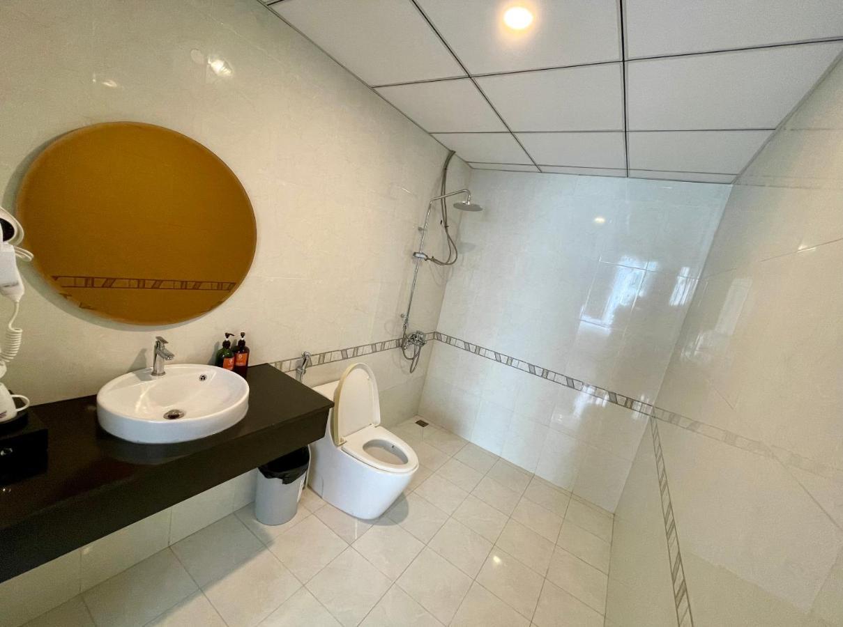 Апартаменты B House Вунгтау Экстерьер фото